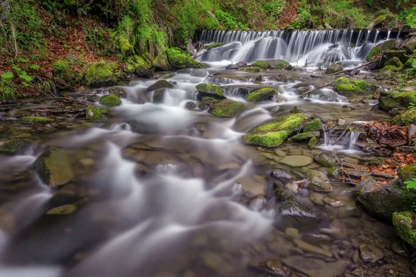 Wasserfall — Stockfoto