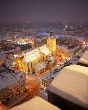 Kış Lviv şehrinin Gorgeus şehri