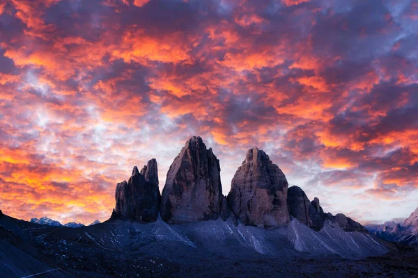 시간에 라바레 삼봉을 정도이다 National Park Tre Cime Lavaredo Dolomite — 스톡 사진