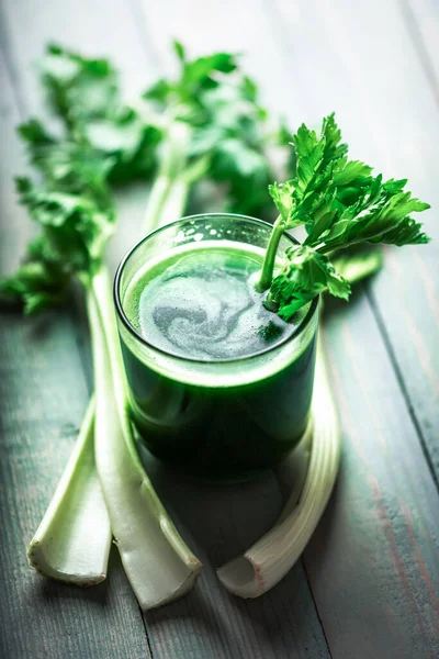 Celery Fresh Green Juice Glass Wooden Background Healthy Vegetarian Food — Stock Photo, Image