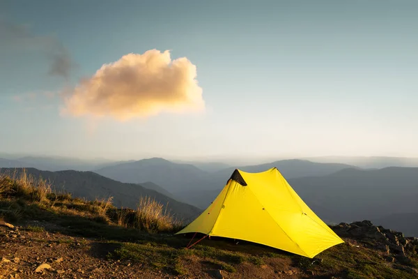 Yellow Tent Backdrop Incredible Mountain Landscape Morning Sunrise Amazing Highland — Stock Photo, Image