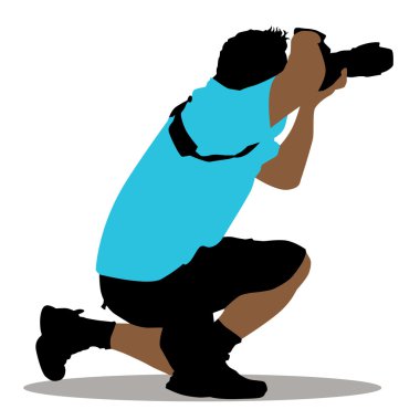 dizlerinin üzerinde fotoğrafçı