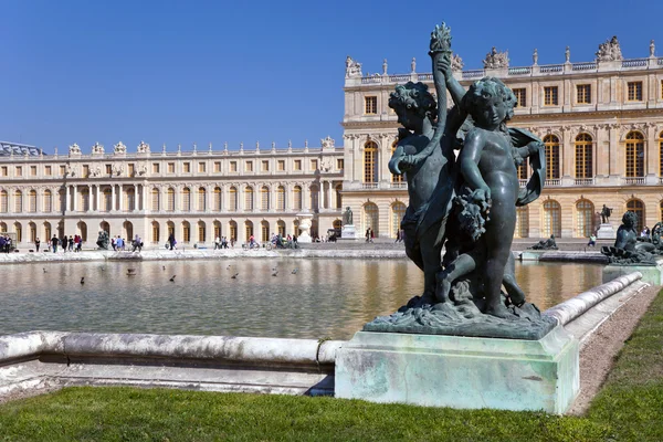 Bronze statue in Versailles, France — Stock Photo, Image