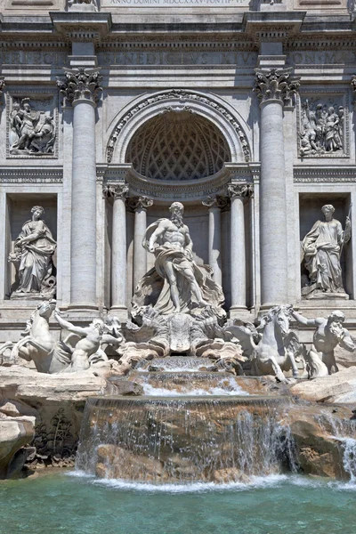 Fontana de Trevi en Roma. — Foto de Stock