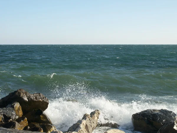 Havet och klipporna — Stockfoto