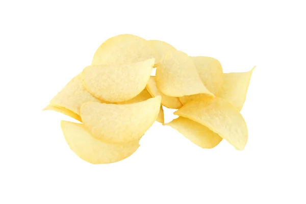 Haufen Kartoffelchips auf weißem Hintergrund. — Stockfoto