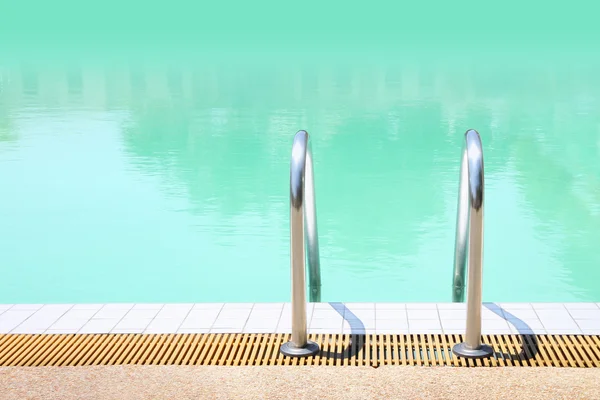 Stair bar arm of swimming pool. — Stock Photo, Image
