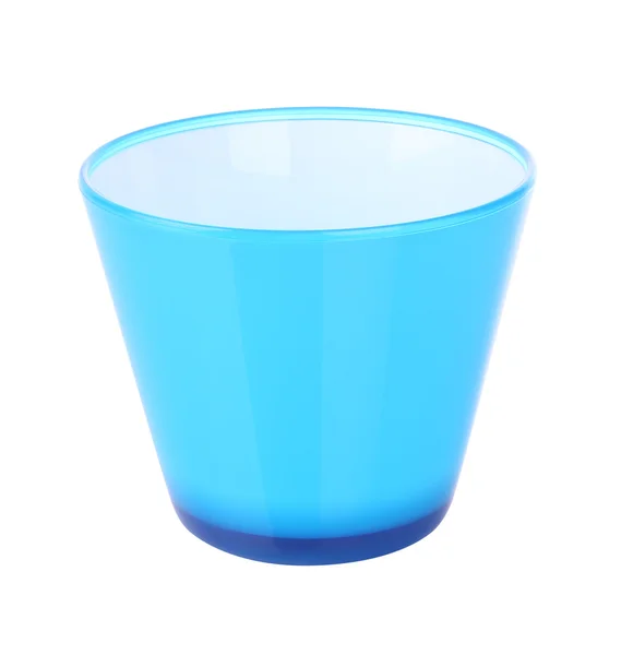 Lato di vaso di plastica blu aperto su sfondo bianco . — Foto Stock