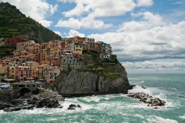 Manarola mare e scogliera — Foto Stock