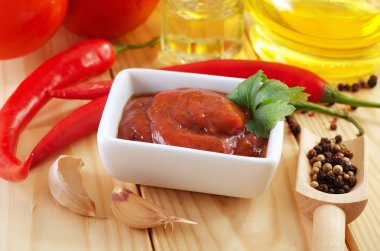domates sosu