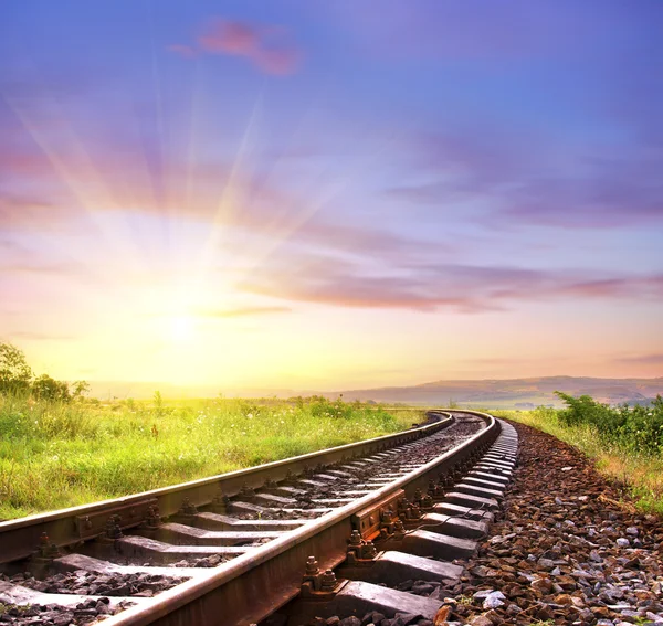 Ferrovia ao pôr-do-sol — Fotografia de Stock