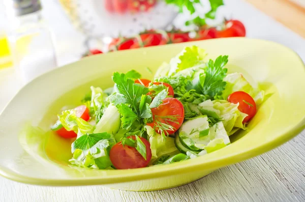 Fresh salad — Stock Photo, Image