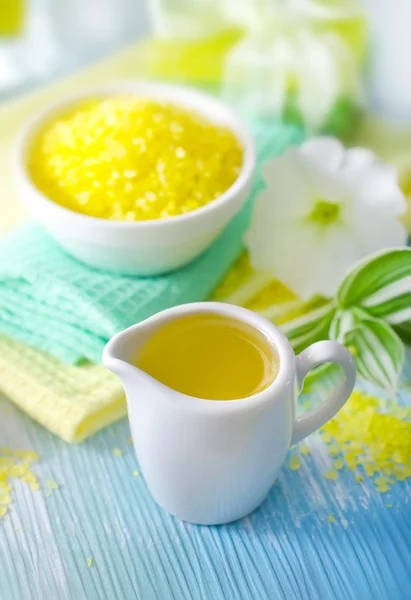 Olio aromatico e sale — Foto Stock