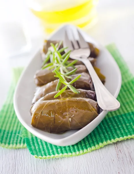 Dolma는 접시에 — 스톡 사진