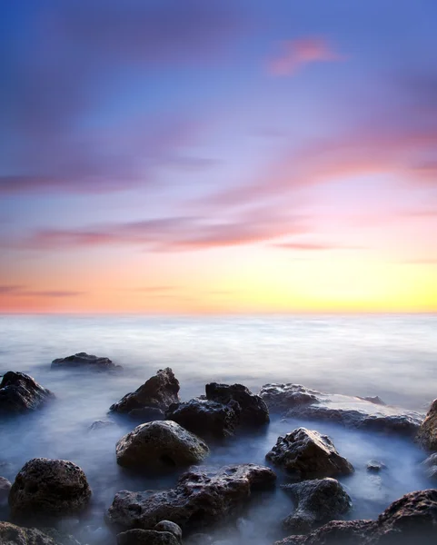 Niebla sobre el agua —  Fotos de Stock