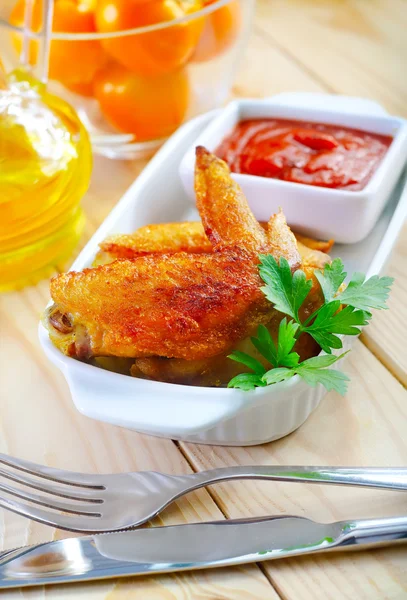 Ayam dengan saus tomat — Stok Foto