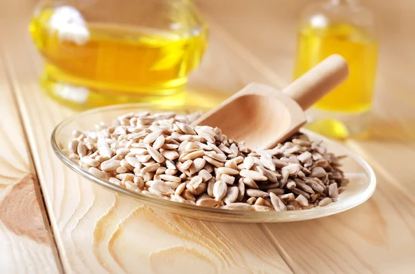 Sunflower seed and oil — Stock Photo, Image