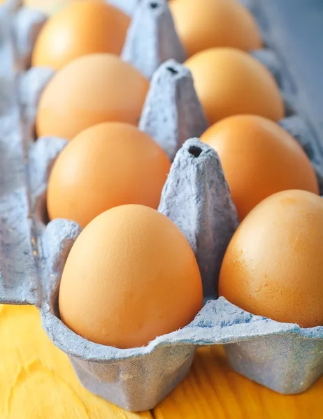 Raw eggs — Stock Photo, Image