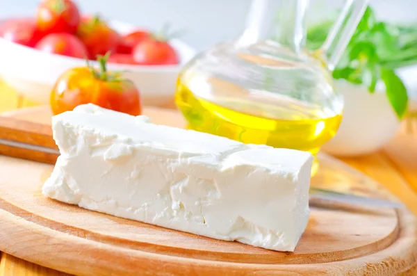 beyaz peynir ve yağı