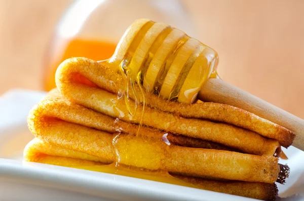 Frittelle con miele — Foto Stock