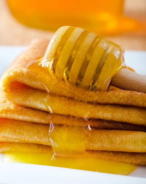 Panquecas com mel — Fotografia de Stock