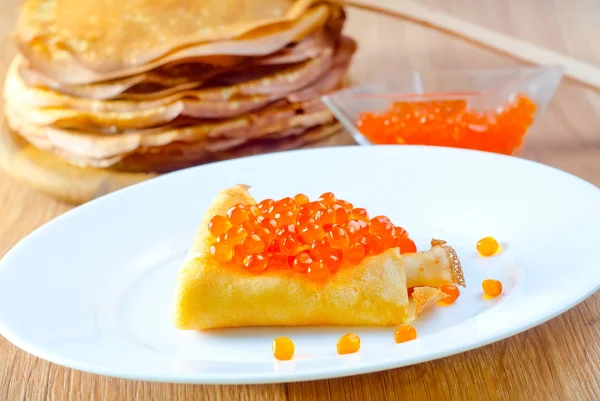 Pancakes with caviar — Stock Photo, Image