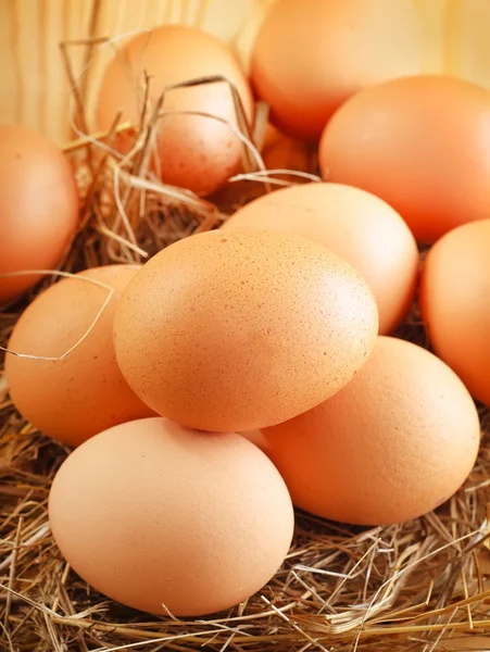 Raw eggs — Stock Photo, Image