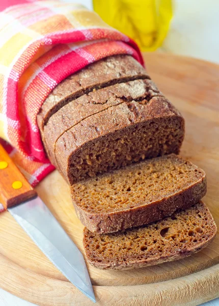 Frisches Brot — Stockfoto