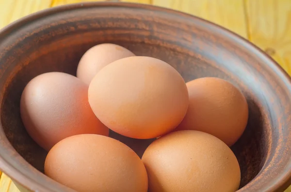 Raw eggs — Stock Photo, Image