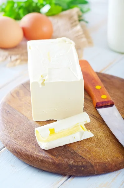 Margarine op het bord — Stockfoto