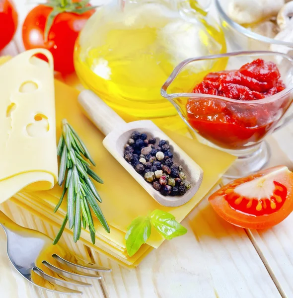 Ingredients for lasagna — Stock Photo, Image