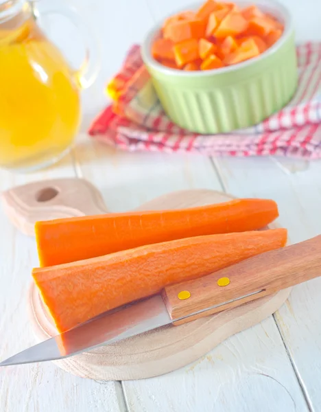 Нарезанная морковь — стоковое фото