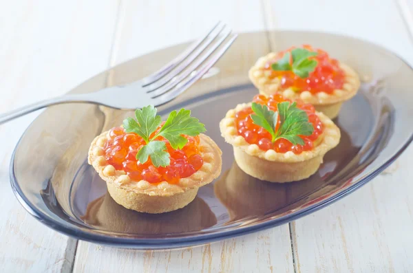 Tartalets with caviar — Stock Photo, Image