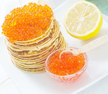 havyar ile Pancakes