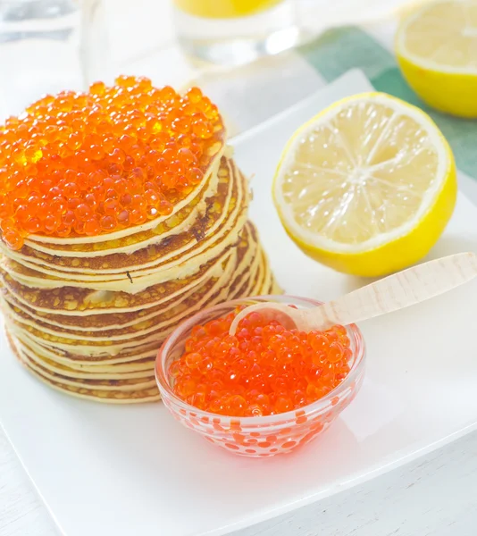 Pancakes with caviar — Stock Photo, Image