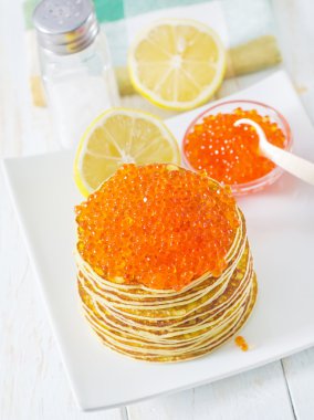 havyar ile Pancakes