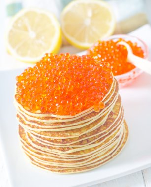 havyar ile Pancakes