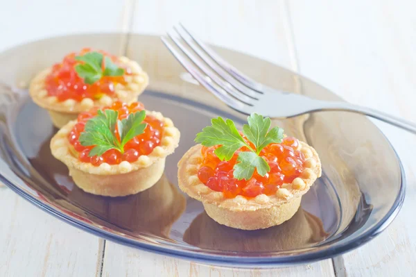 Tartalets with caviar — Stock Photo, Image