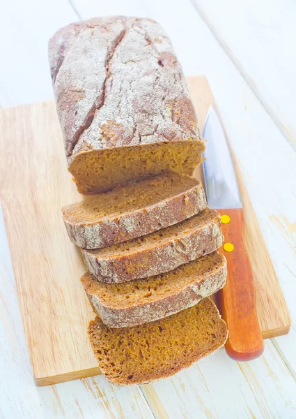 Frisches Brot — Stockfoto