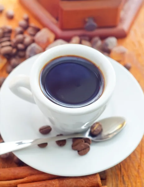 Café de aroma fresco en la taza — Foto de Stock