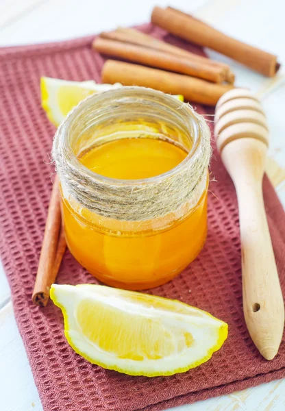 Honey,cinnamon,and lemon — Stock Photo, Image