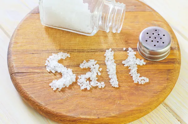 Salt på en planka — Stockfoto