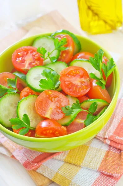 Sallad i en skål — Stockfoto