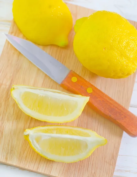 Färsk citron — Stockfoto