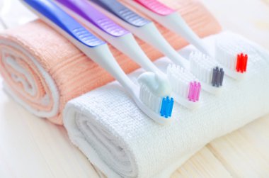 diş fırçası ve makarna