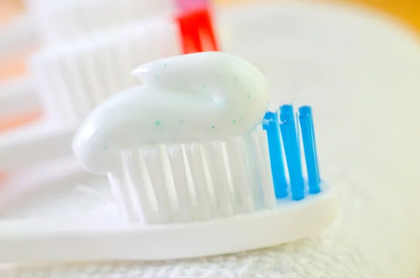 Toothbrush and pasta — Stock Photo, Image