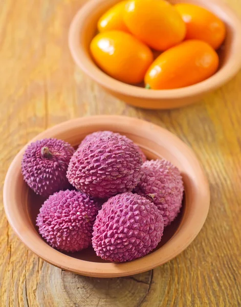 Lichi in einer Schüssel — Stockfoto