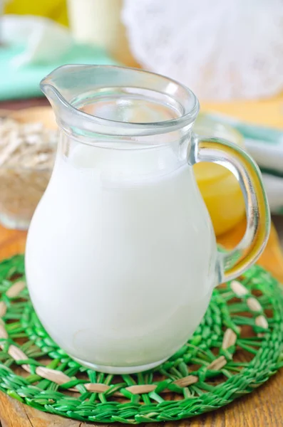 Milch, Oa Flocke und Honig — Stockfoto