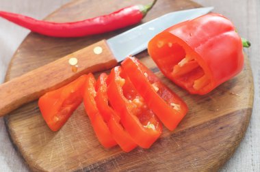 taze kahve aroması beyaz fincan, kahve ve tarçın