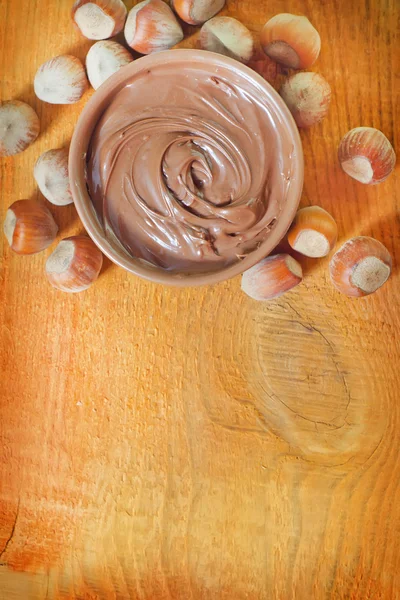 Creame with hazelnuts — Stock Photo, Image